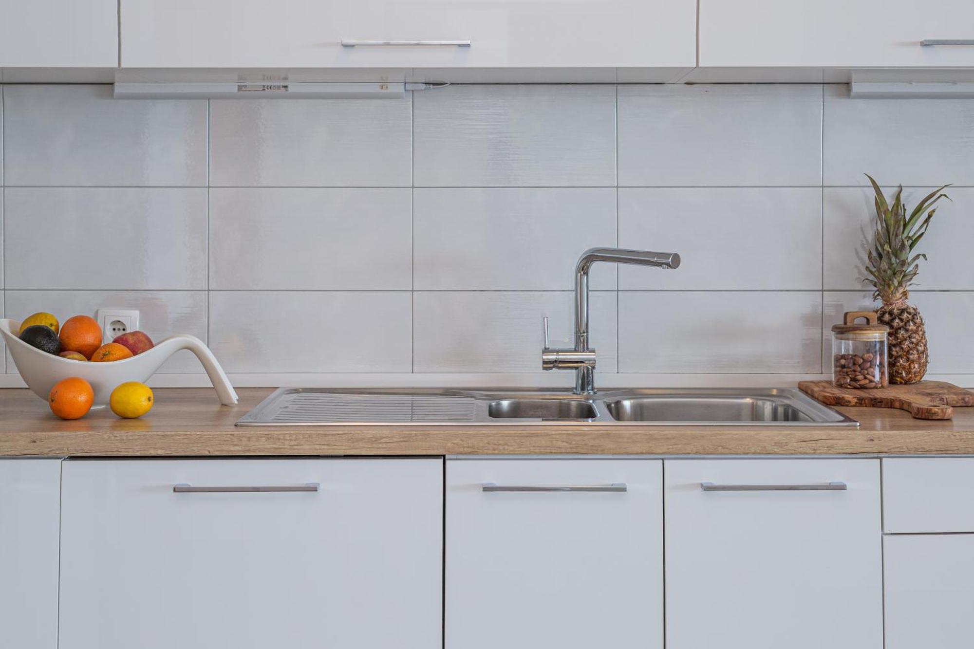 Ap 4+2 In One Of The Most Luxury Building In Омиш Номер фото